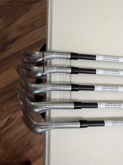 TaylorMade Qi Max Iron Set 7-PW,SW KBS Max Ladies Flex +1/4" NEW — photo 4