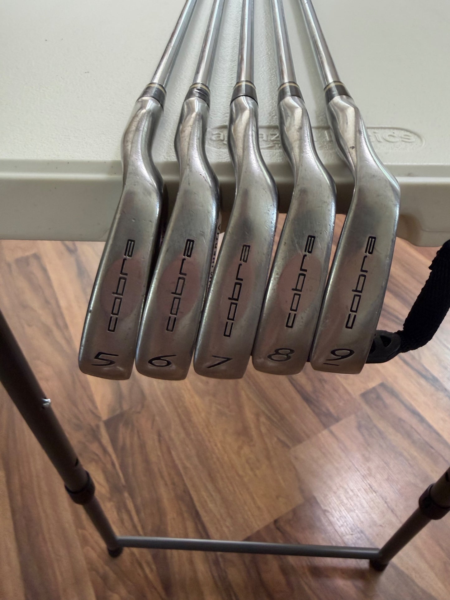 Cobra Gravity Back Iron Set 5-9 Regular Flex NICE — photo 5
