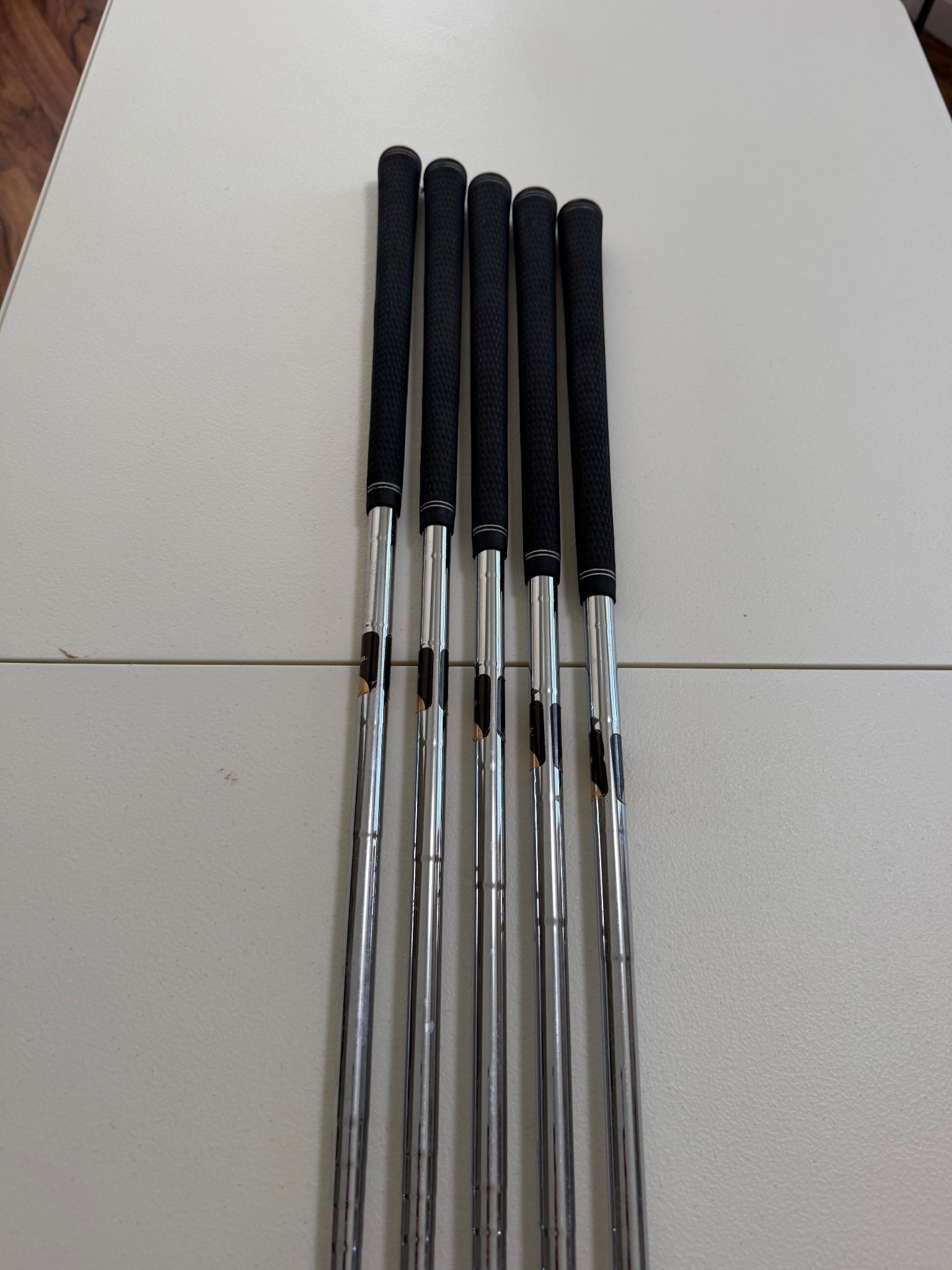 Cobra Gravity Back Iron Set 5-9 Regular Flex NICE — photo 7