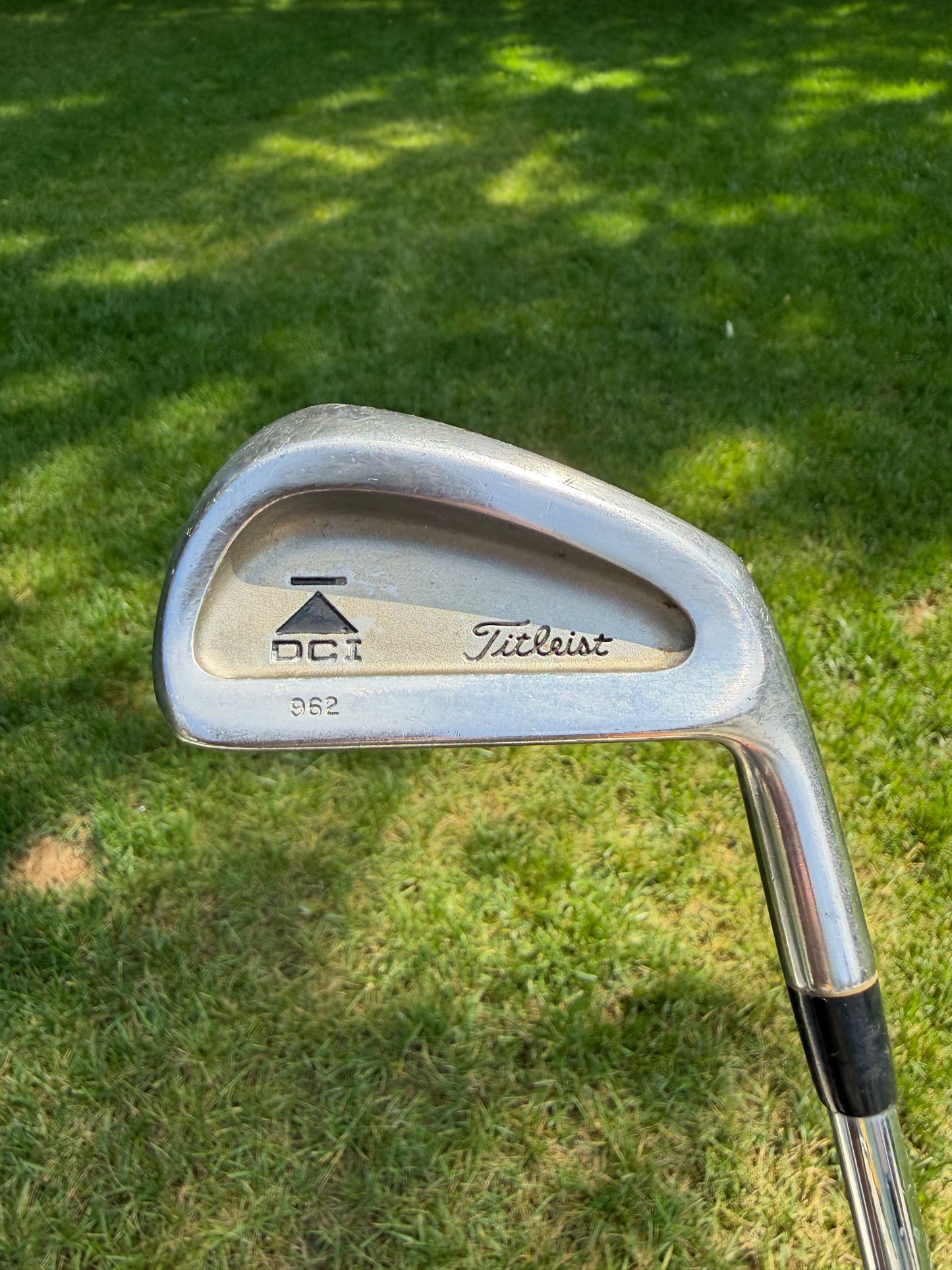 Titleist DCI 962 2-Iron Stiff Flex 39" NICE