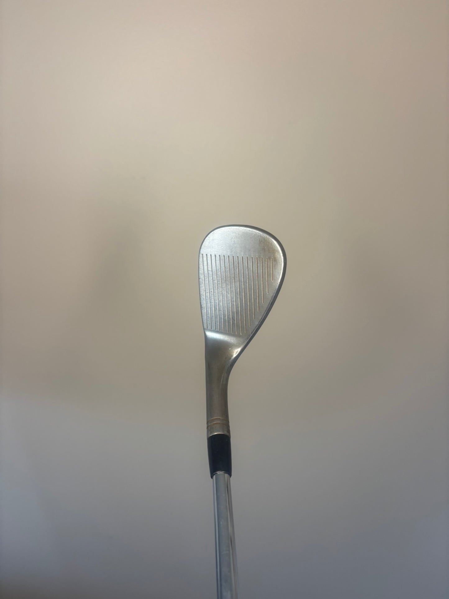 Taylormade Milled Grind 4 Raw Sand Wedge 54° / 8LB S400 Stiff Flex 35.25″ NICE