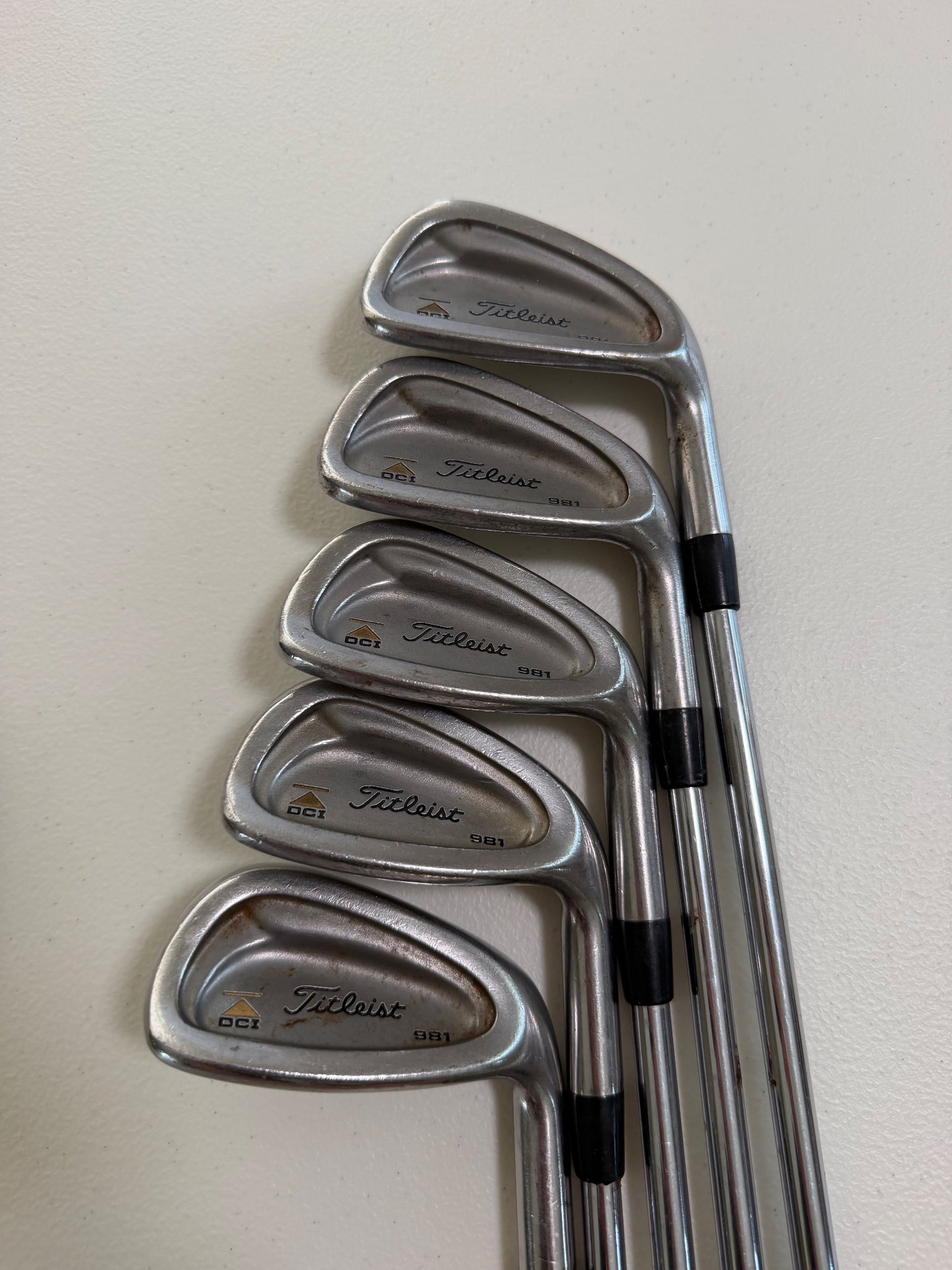 Titleist DCI 981 Iron Set 6-PW DG R300 Regular Flex READ