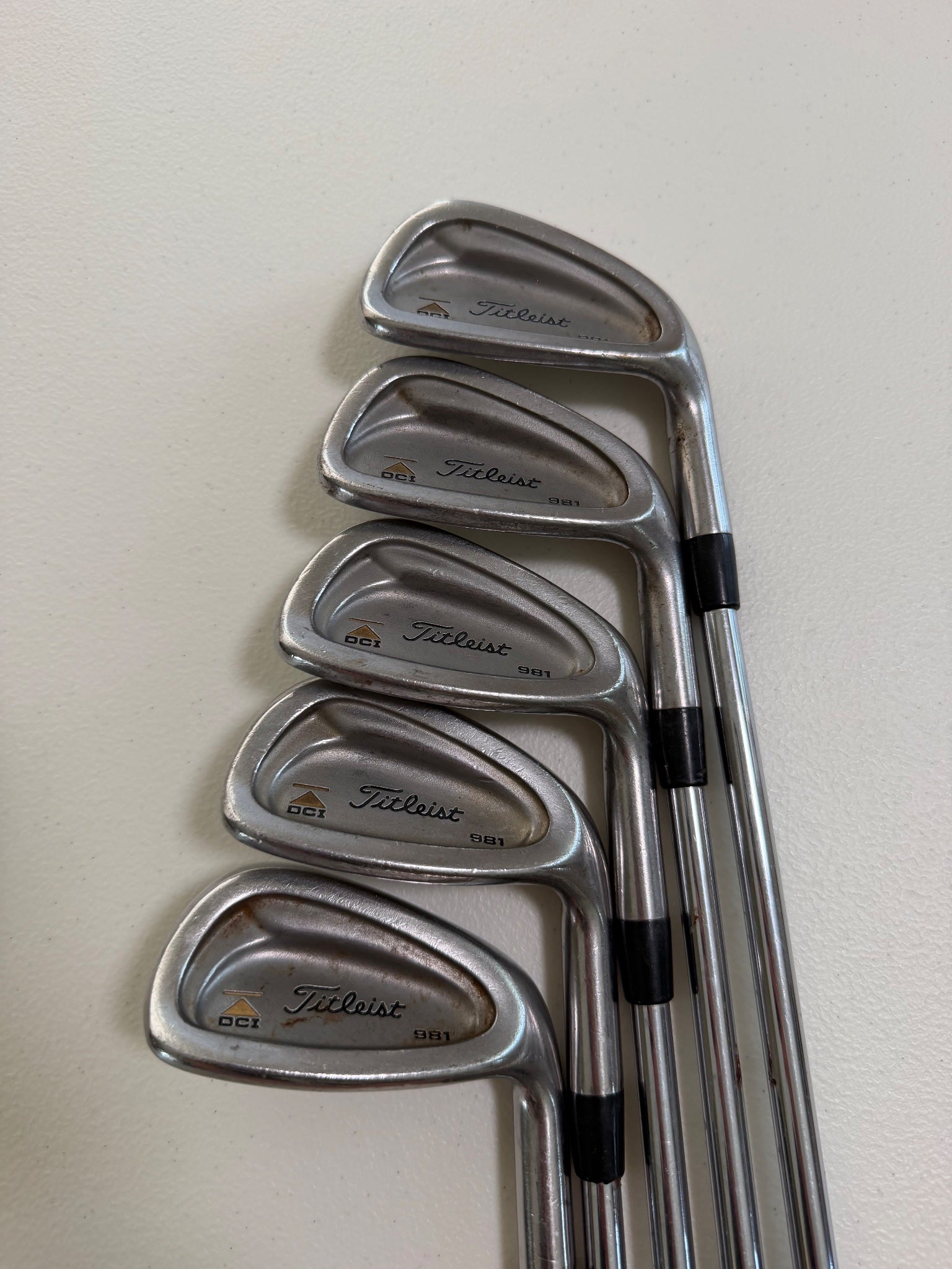 Titleist DCI 981 Iron Set 6-PW DG R300 Regular Flex READ