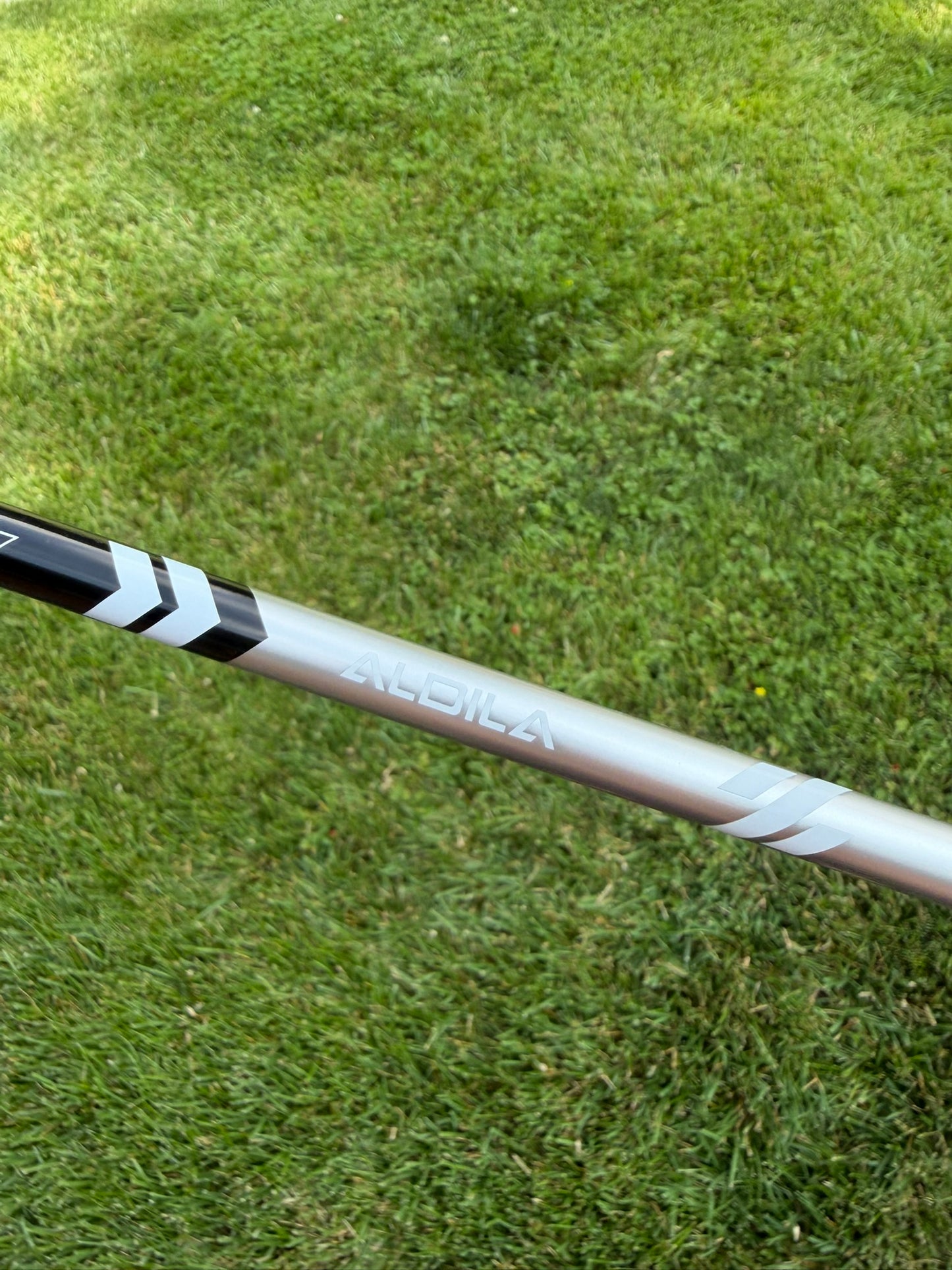 Taylormade Stealth DHY 2-Iron 17° Aldila Ascent 75 Stiff Flex 40″ NICE