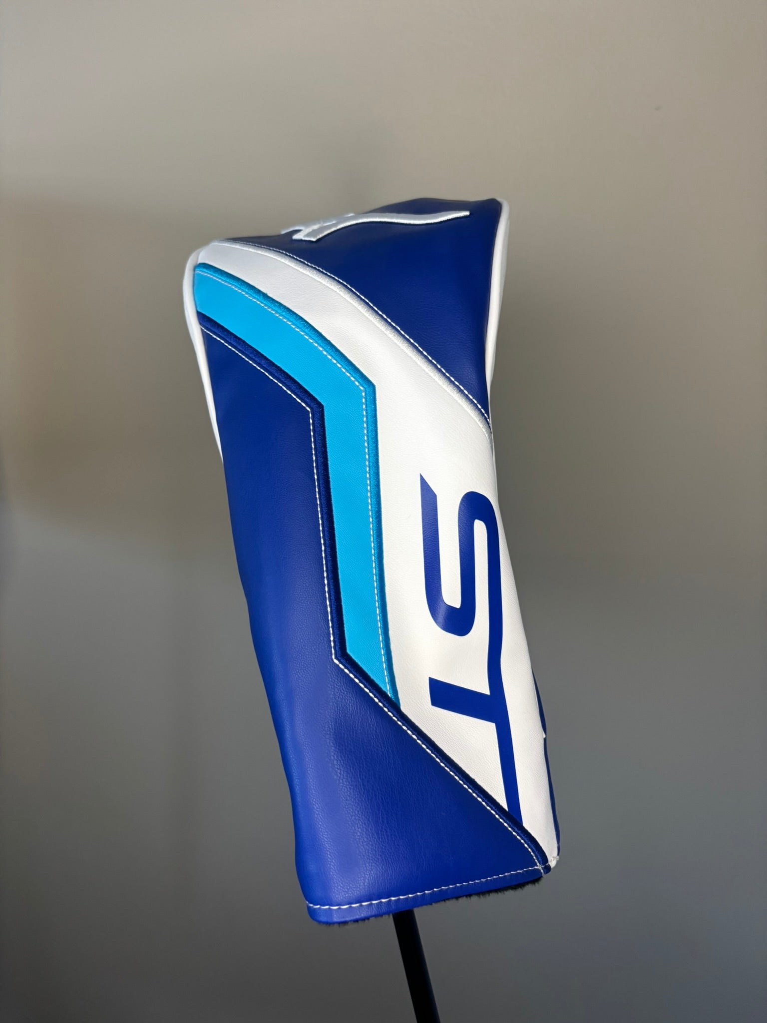 Photo of Mizuno ST-X 230 Driver 10.5° Regular Flex Kai'Li Blue 50R