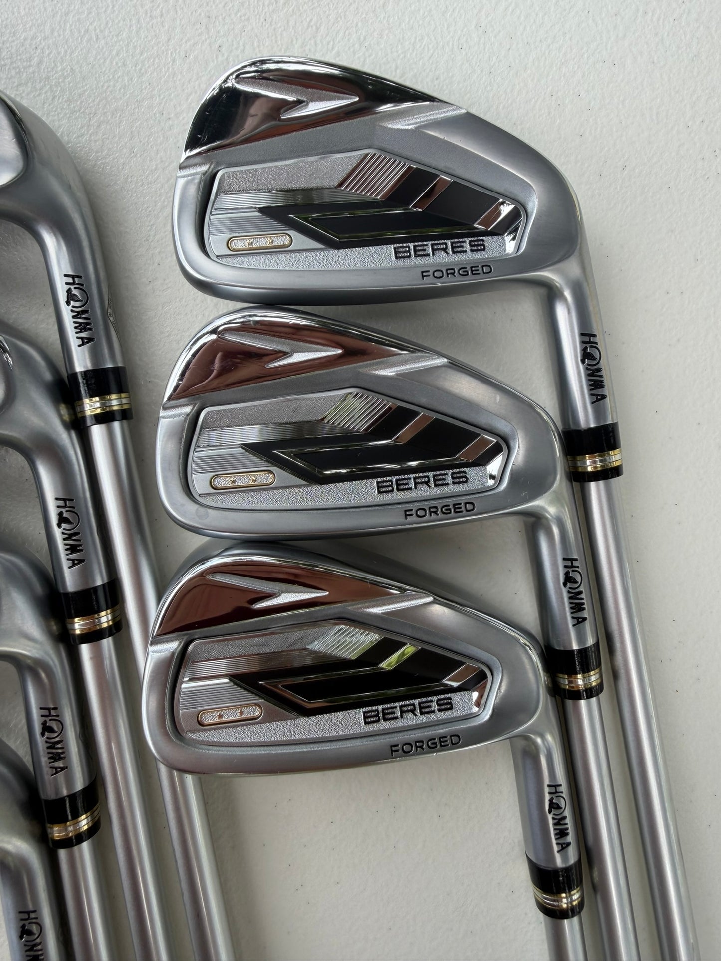 Honma Beres 09 2 Star Iron Set 5-11 ARMRQ FX Regular Flex Standard NICE