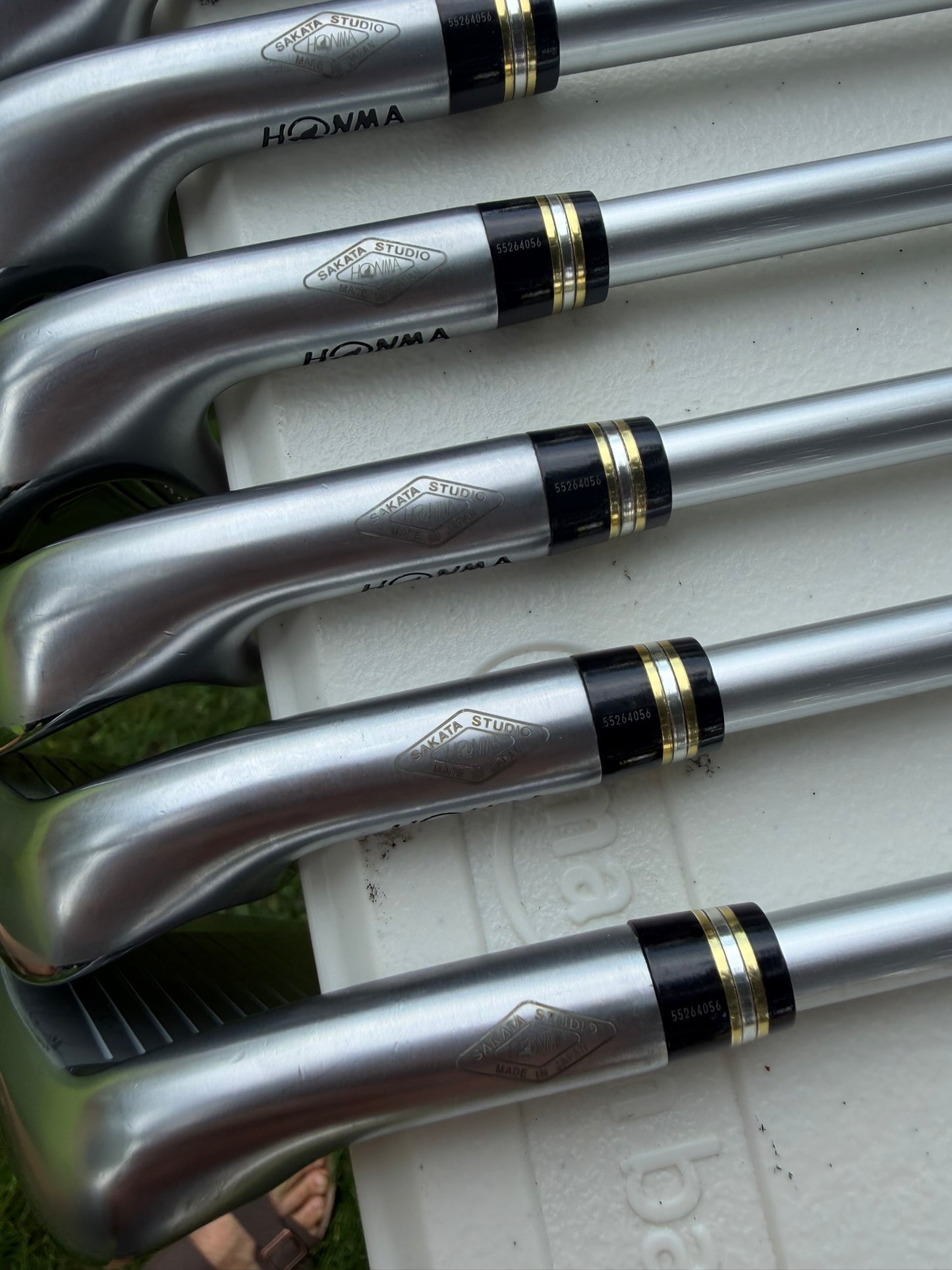 Honma Beres 09 2 Star Iron Set 5-11 ARMRQ FX Regular Flex Standard NICE