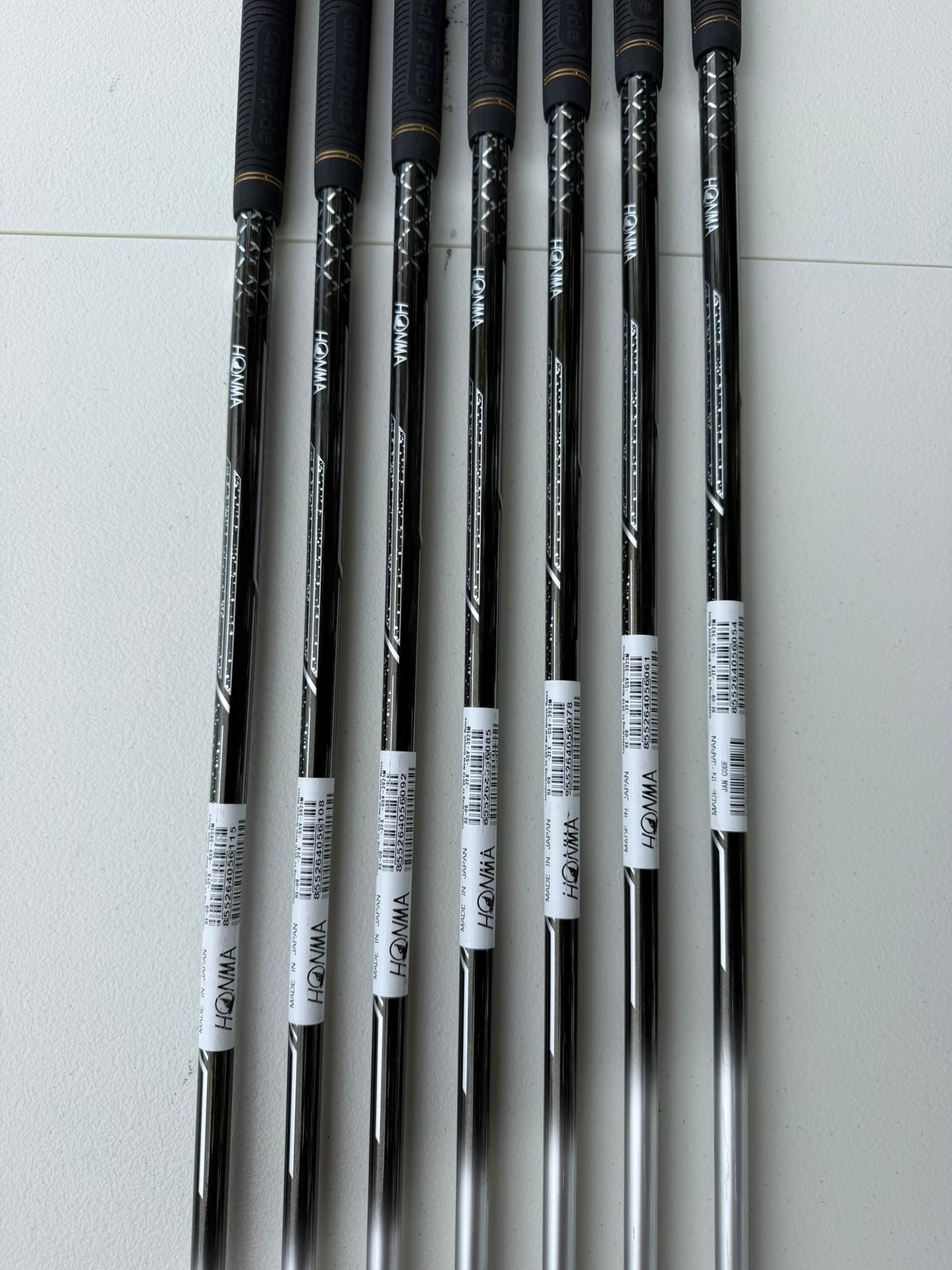 Honma Beres 09 2 Star Iron Set 5-11 ARMRQ FX Regular Flex Standard NICE