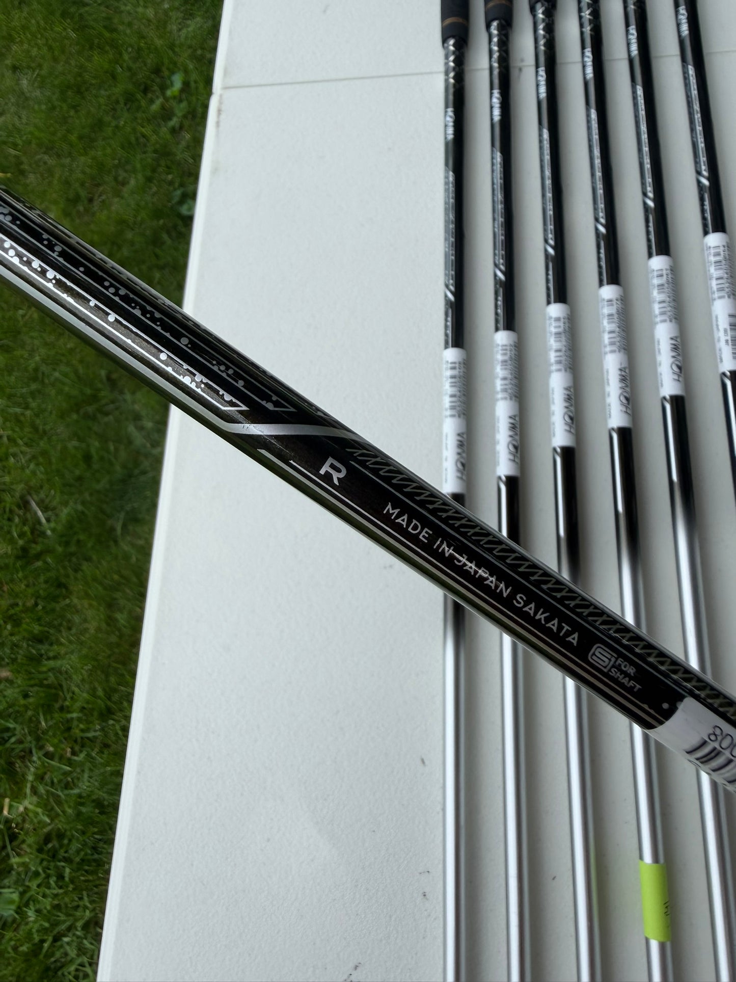 Honma Beres 09 2 Star Iron Set 5-11 ARMRQ FX Regular Flex Standard NICE