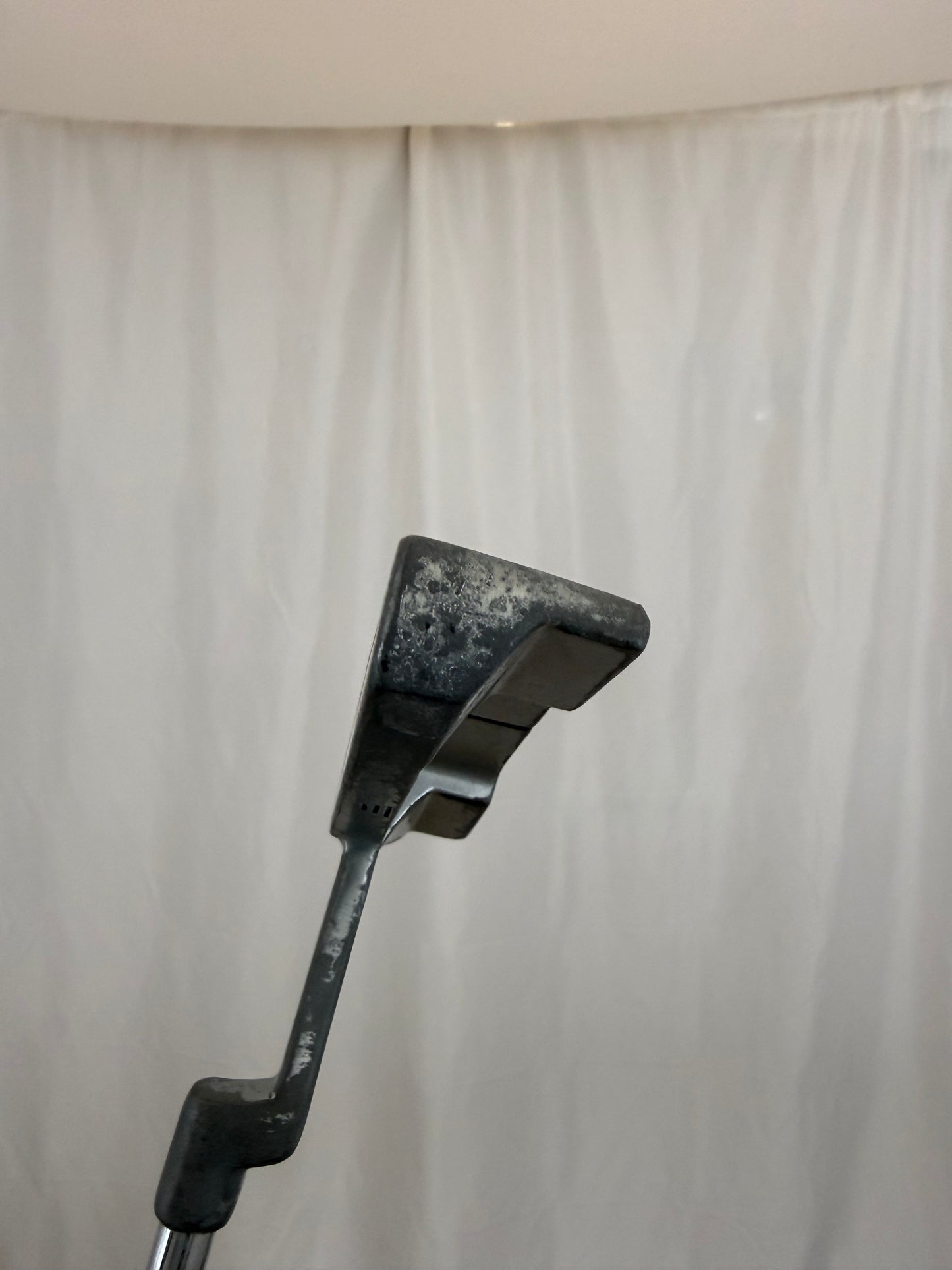 Photo of Unique White Zone Balata Face Blade Putter