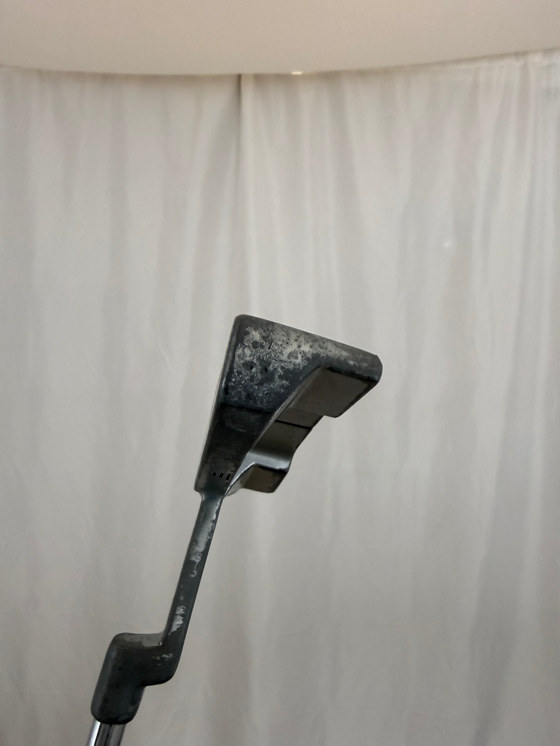 Photo of Unique White Zone Balata Face Blade Putter