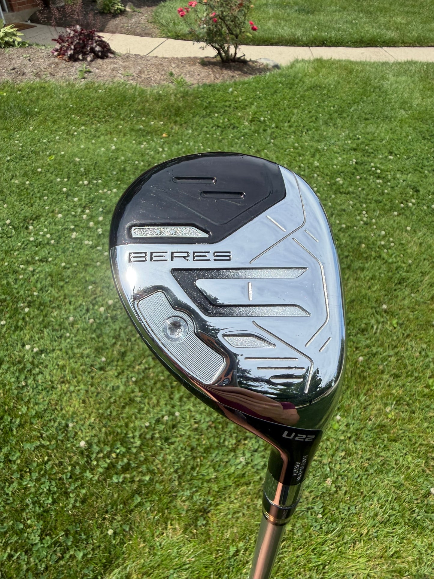 Honma Beres 09 2 Star 4 Hybrid 22° ARMRQ FX Regular Flex 39.75″ NICE