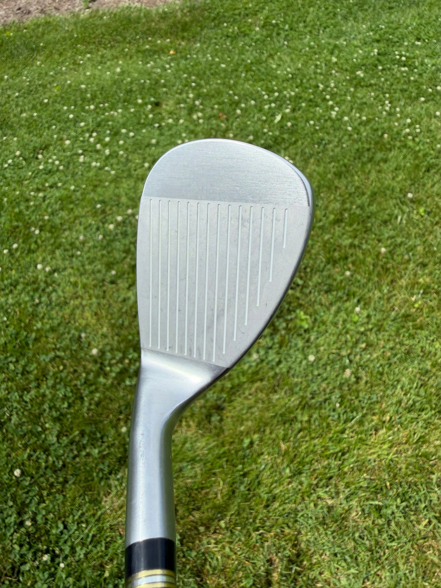 Honma Beres 09 2 Star Sand Wedge ARMRQ FX Regular Flex 35.25″ NICE