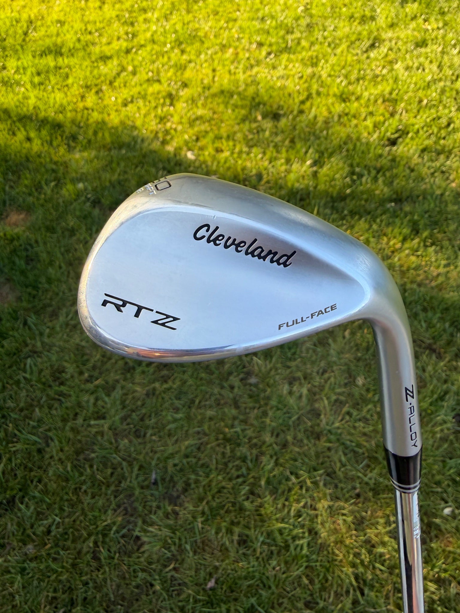 Cleveland RTZ Full Face Tour Satin Lob Wedge 60° / 8 Spinner Wedge Flex 35.25"