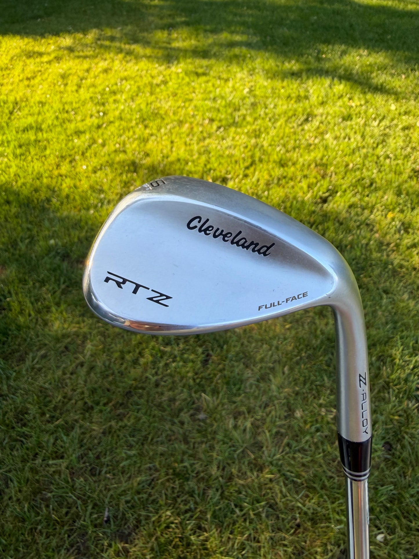 Cleveland RTZ Full Face Tour Satin Sand Wedge 56° / 8 Spinner Wedge Flex 35.5"
