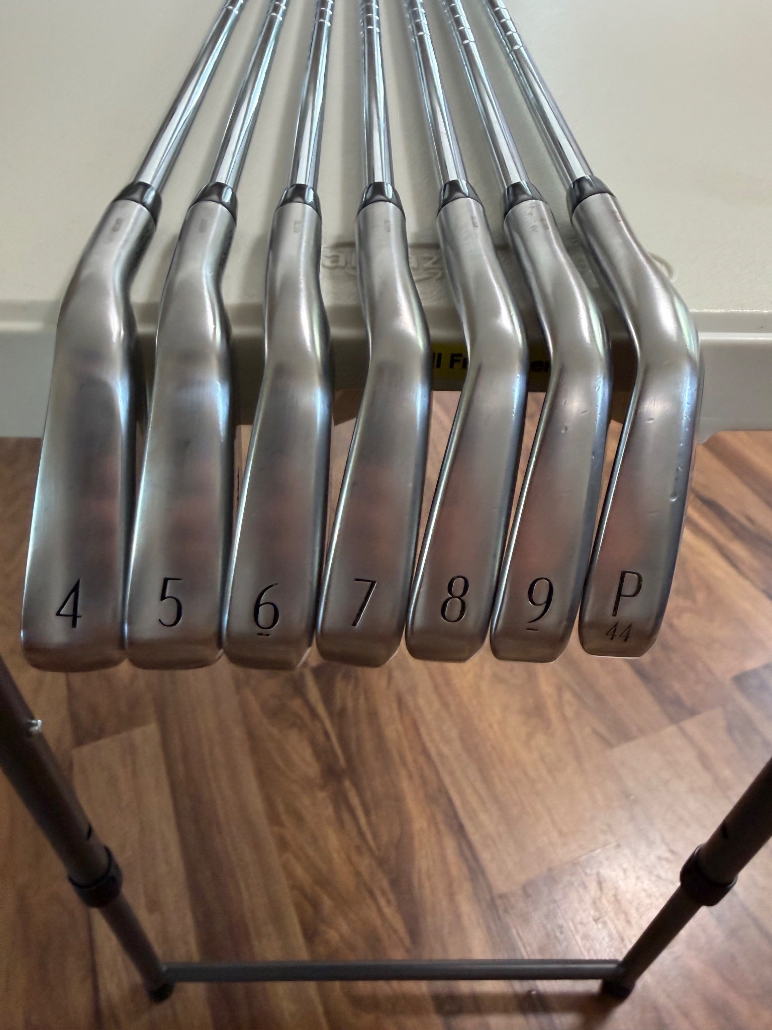 Titleist 2025 T150/T250 Combo Iron Set 4-PW NS Pro Tour105 Stiff Flex MINT — photo 5