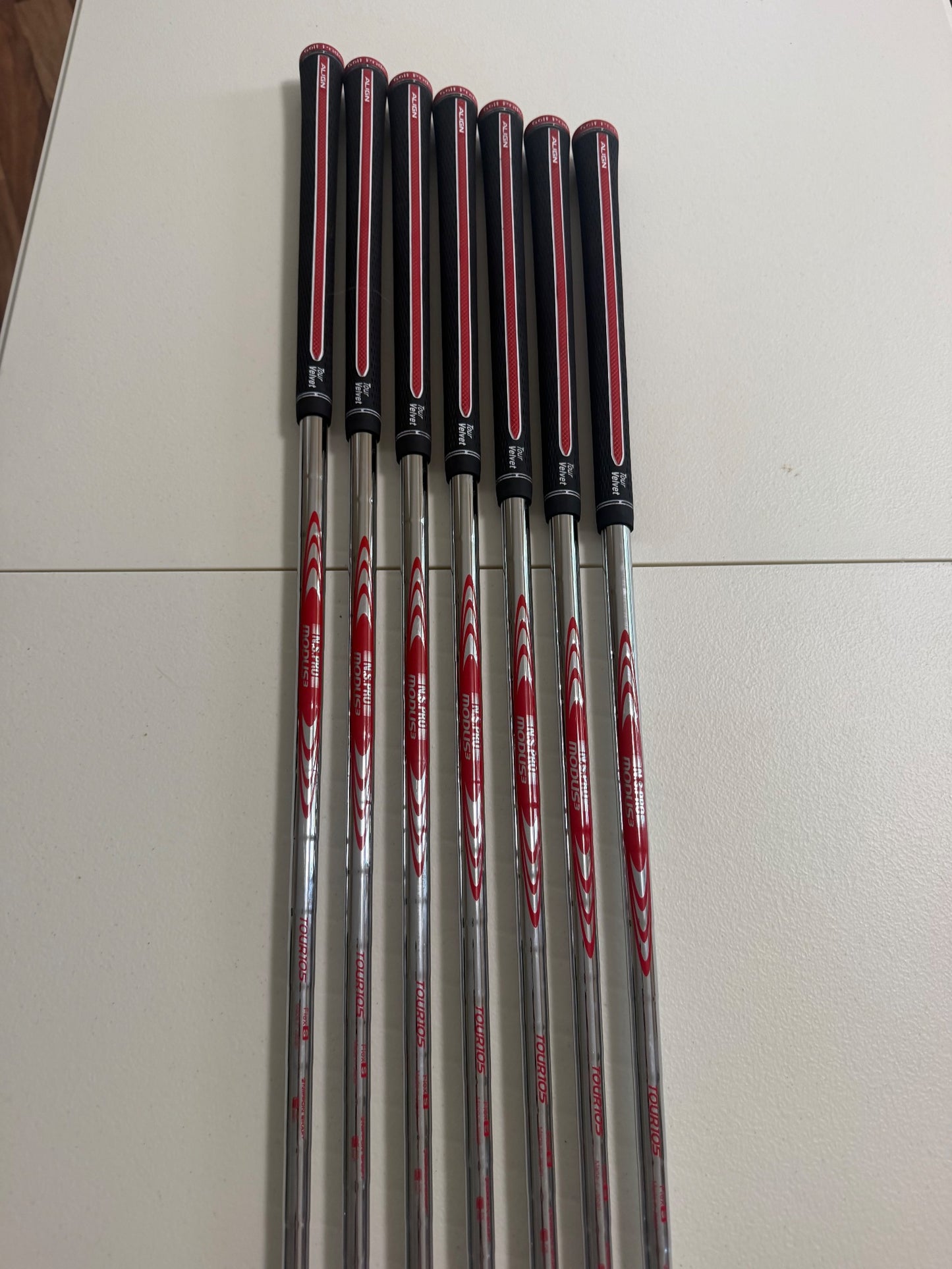 Titleist 2025 T150/T250 Combo Iron Set 4-PW NS Pro Tour105 Stiff Flex MINT — photo 7