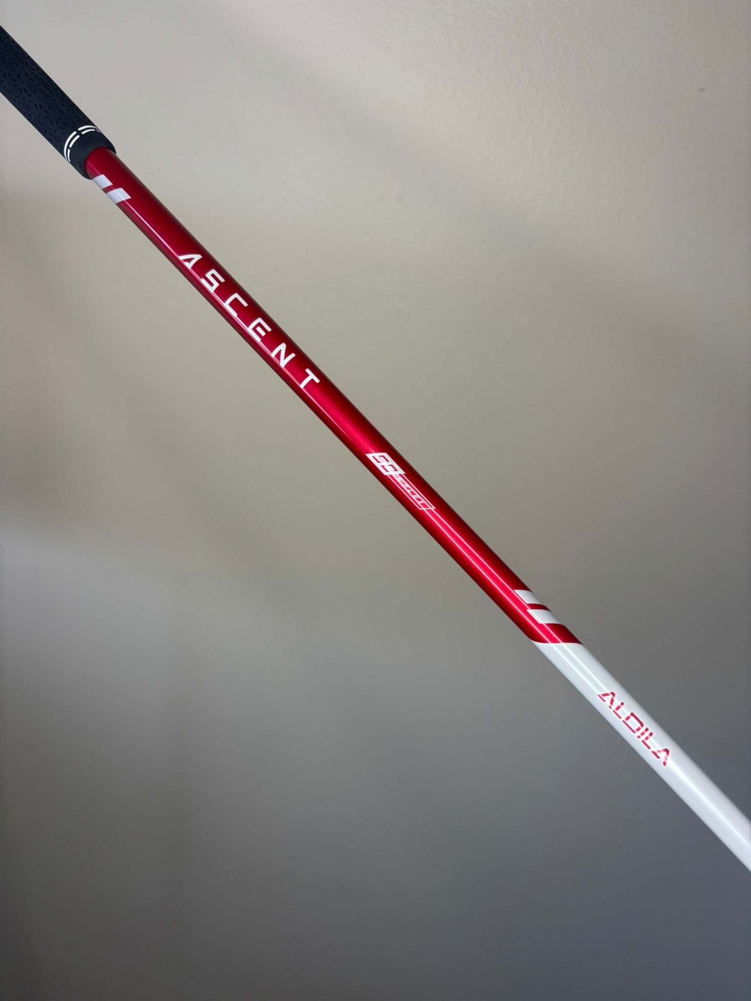 Photo of Aldila Ascent Red 50g Stiff 50 Grams Driver Shaft