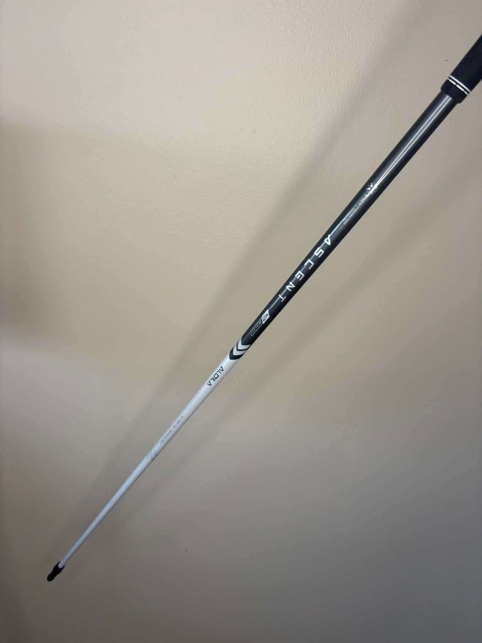 Photo of Aldila Ascent Ultralight 40g R2 Senior 40 Grams Driver Shaft