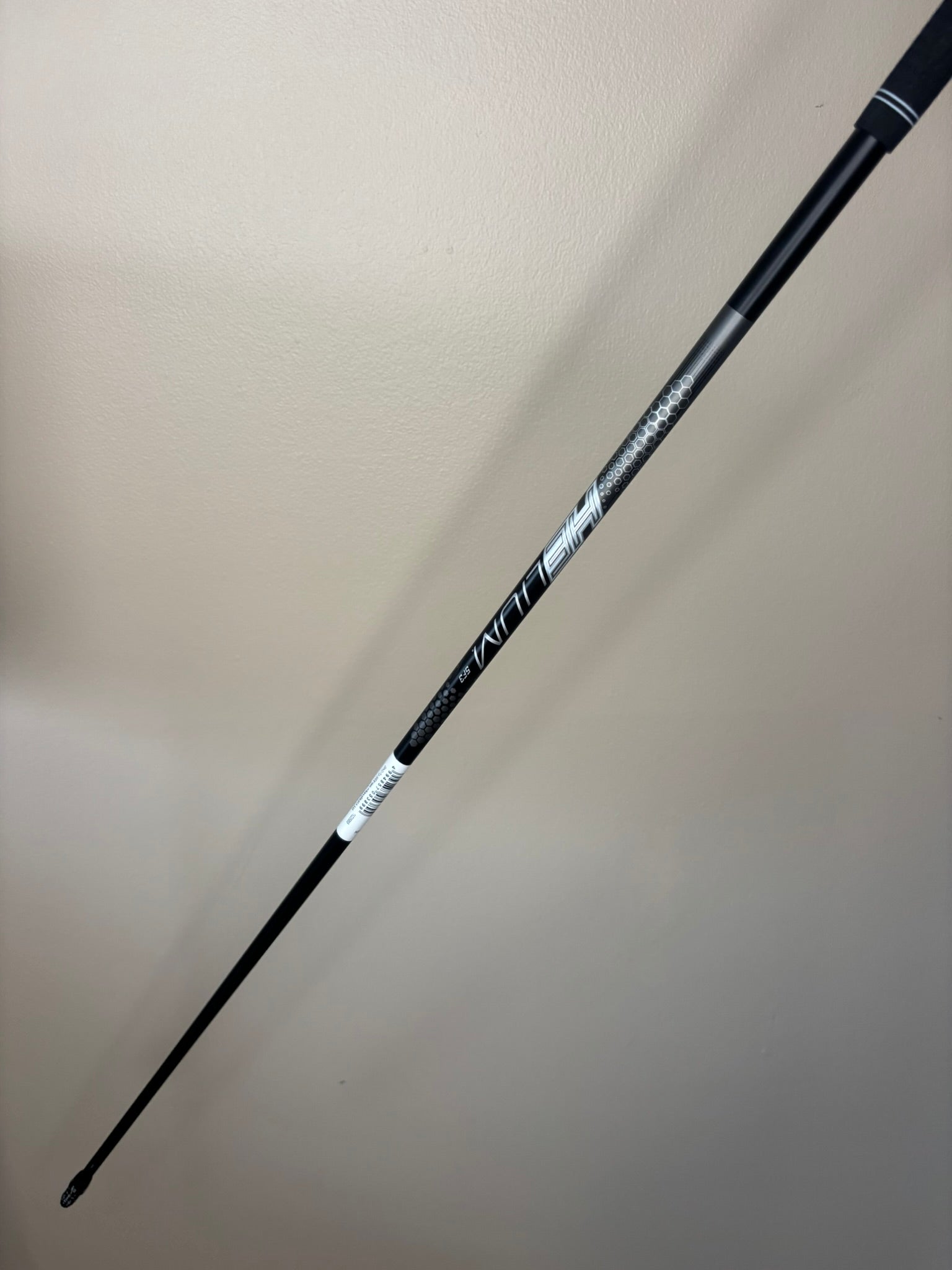 Photo of UST Mamiya Helium Nanocore Black 5F3 Regular 50 Grams Driver Shaft