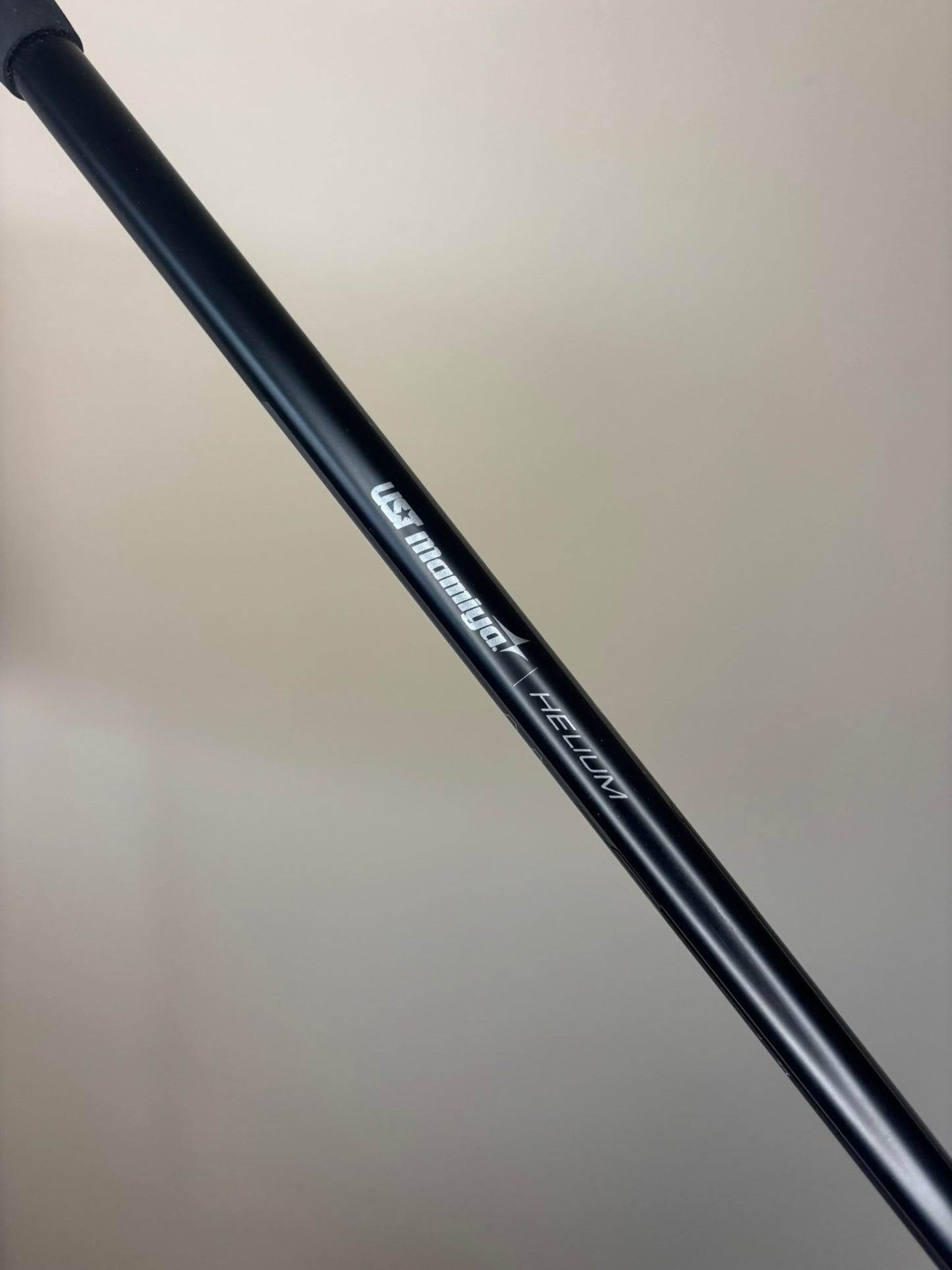 Photo of UST Mamiya Helium Nanocore Black 5F3 Regular 50 Grams Driver Shaft