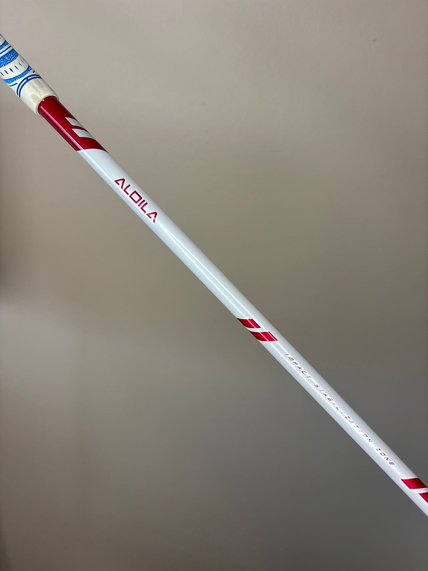 Photo of Aldila Ascent Red 50g Regular 50 Grams Driver Shaft