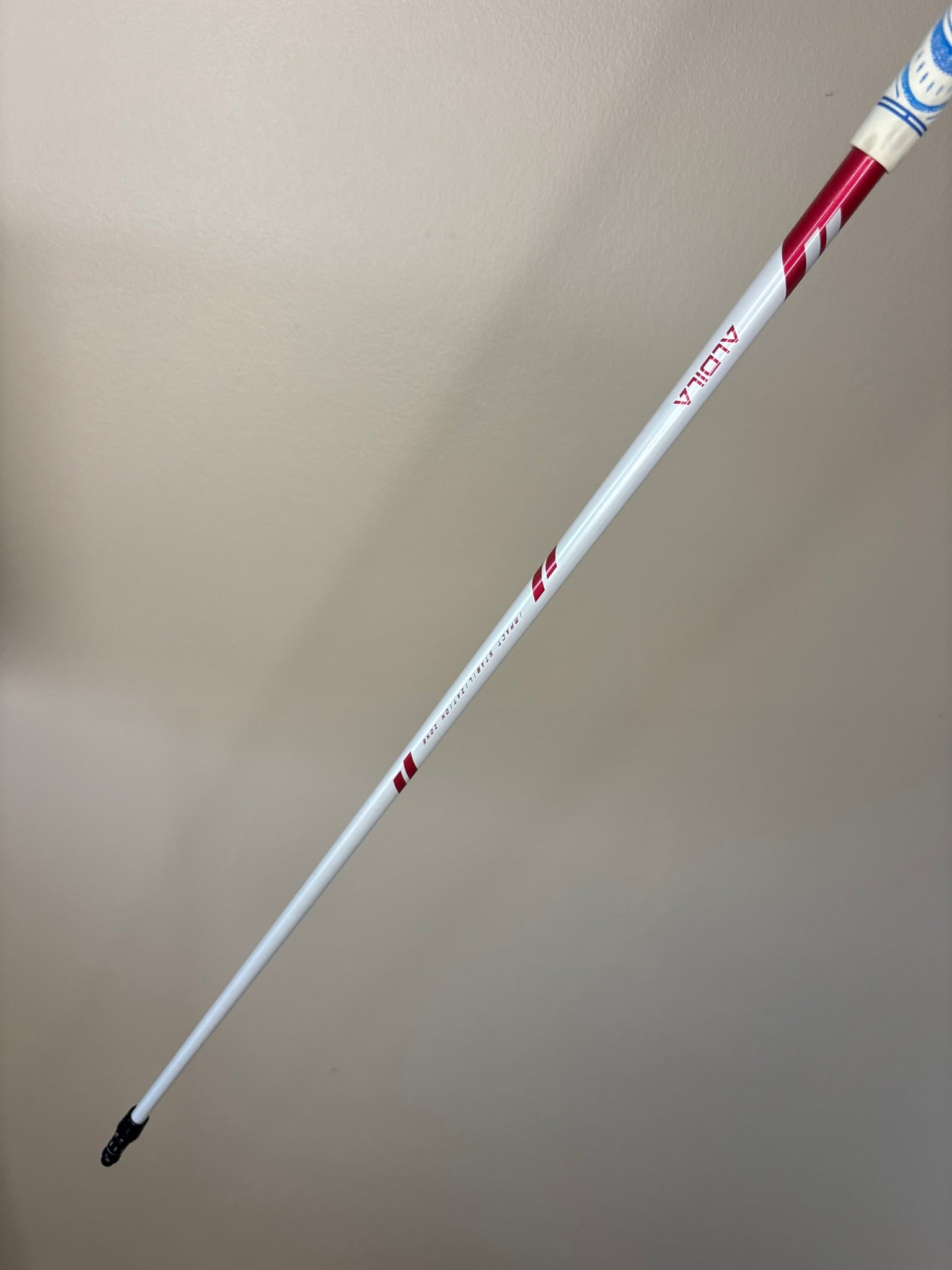 Photo of Aldila Ascent Red 50g Regular 50 Grams Driver Shaft