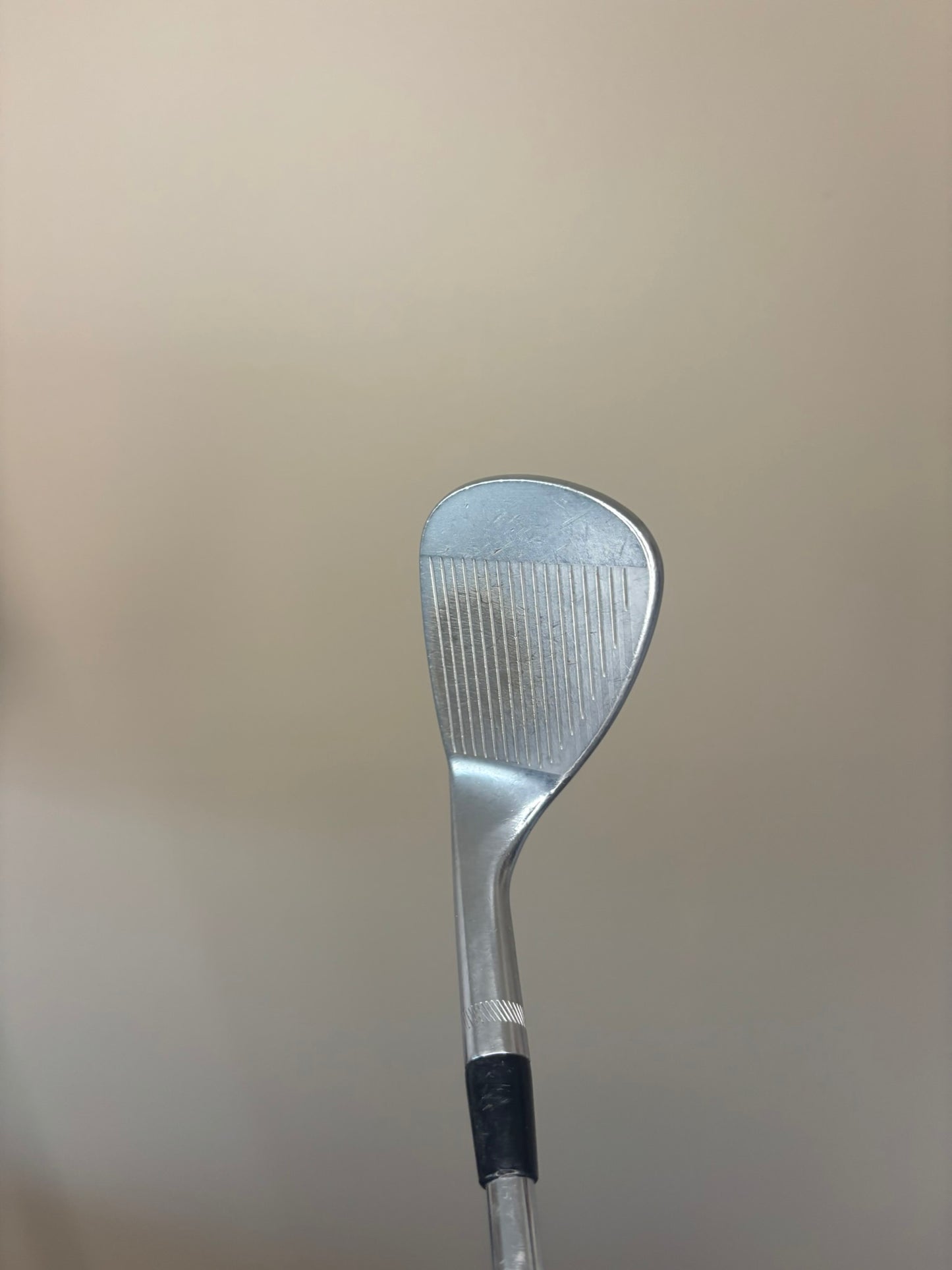 Titleist Vokey SM6 Chrome Sand Wedge 54° / 14F Wedge Flex 35.75″