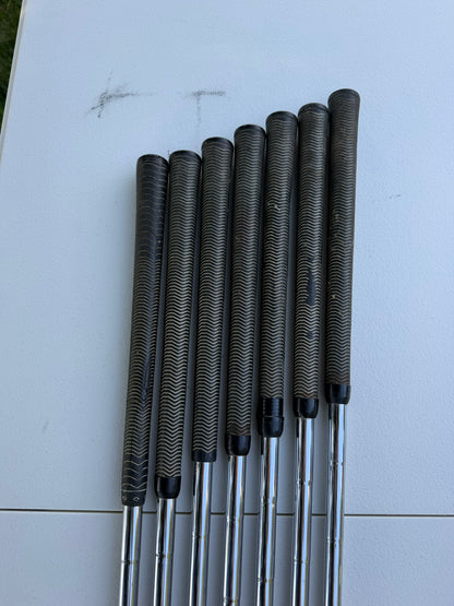 Photo of Ben Hogan Director Iron Set Stiff Flex Apex 4
