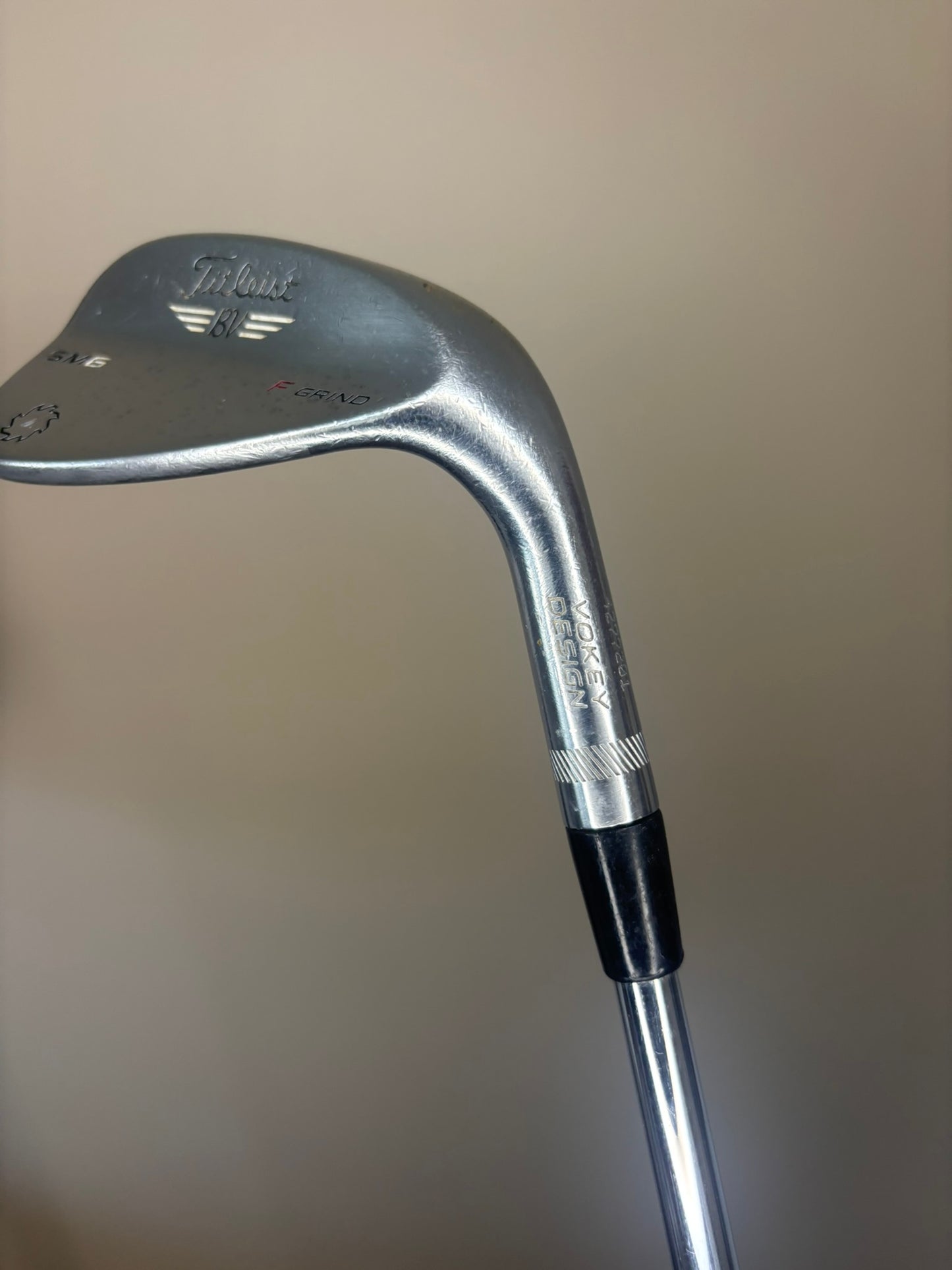 Titleist Vokey SM6 Chrome Sand Wedge 54° / 14F Wedge Flex 35.75″