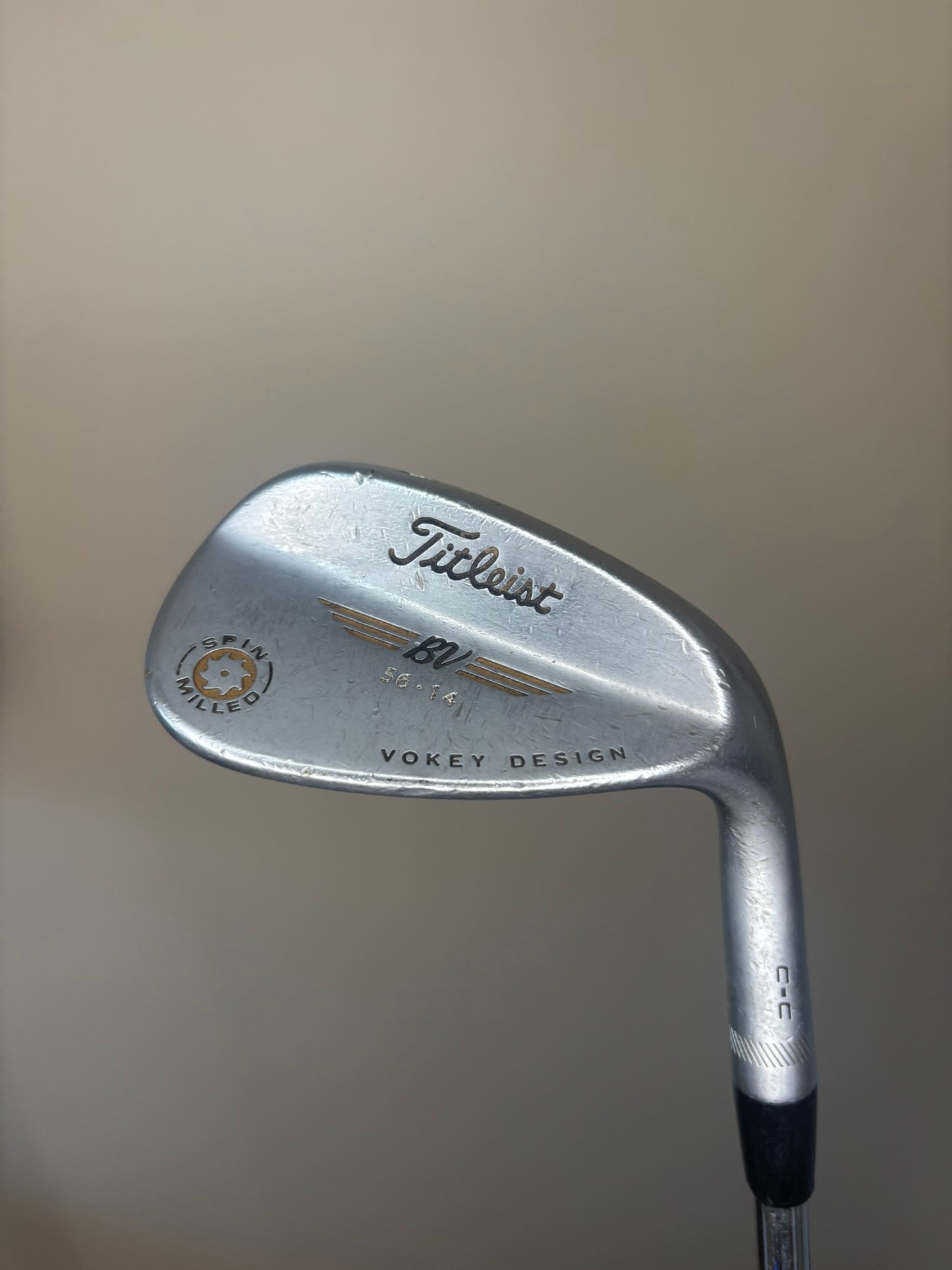 Titleist Vokey Spin Milled CC Chrome Sand Wedge 56° / 14 S200 Stiff Flex 35.25″