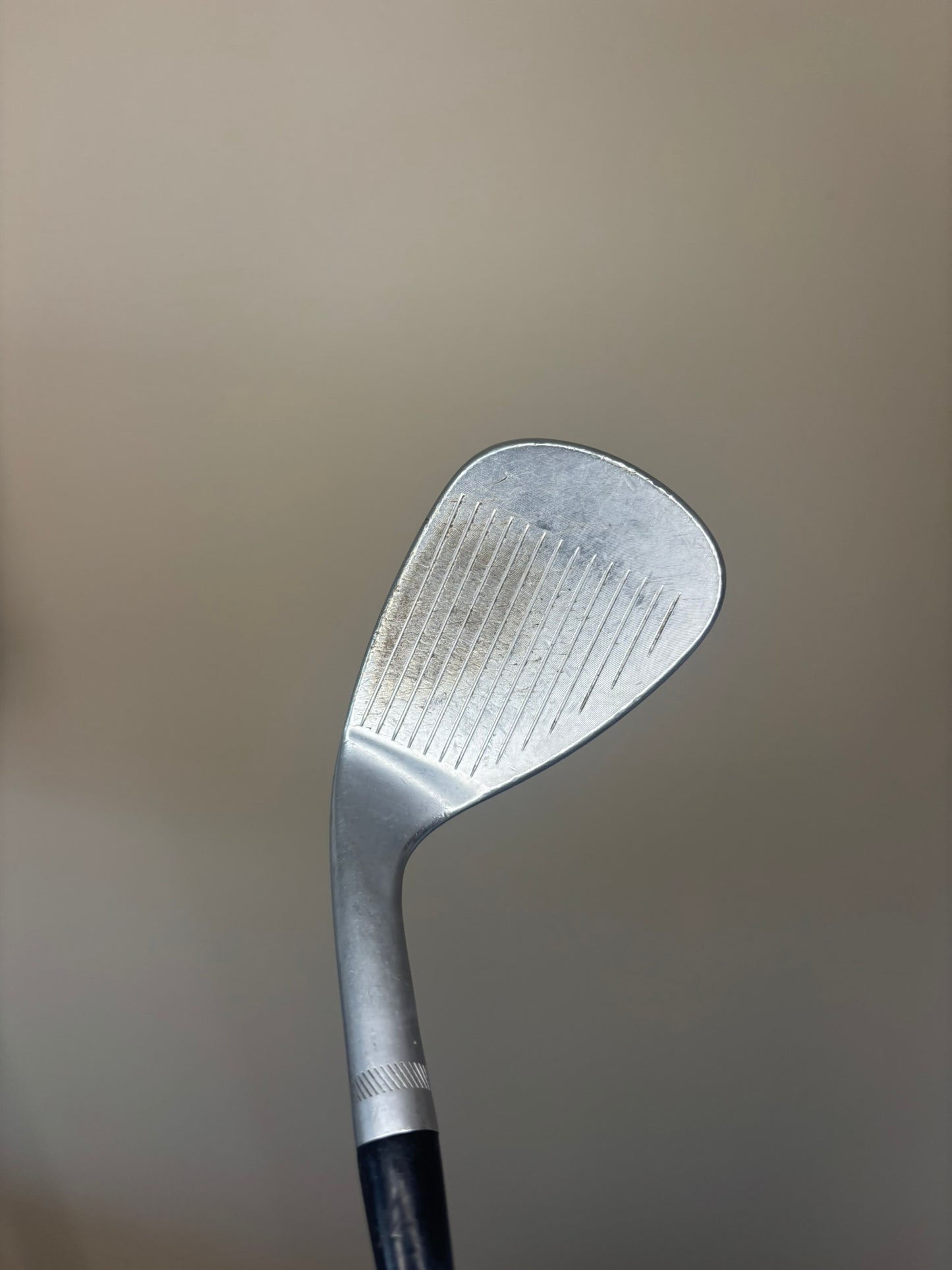 Titleist Vokey Spin Milled CC Chrome Sand Wedge 56° / 14 S200 Stiff Flex 35.25″