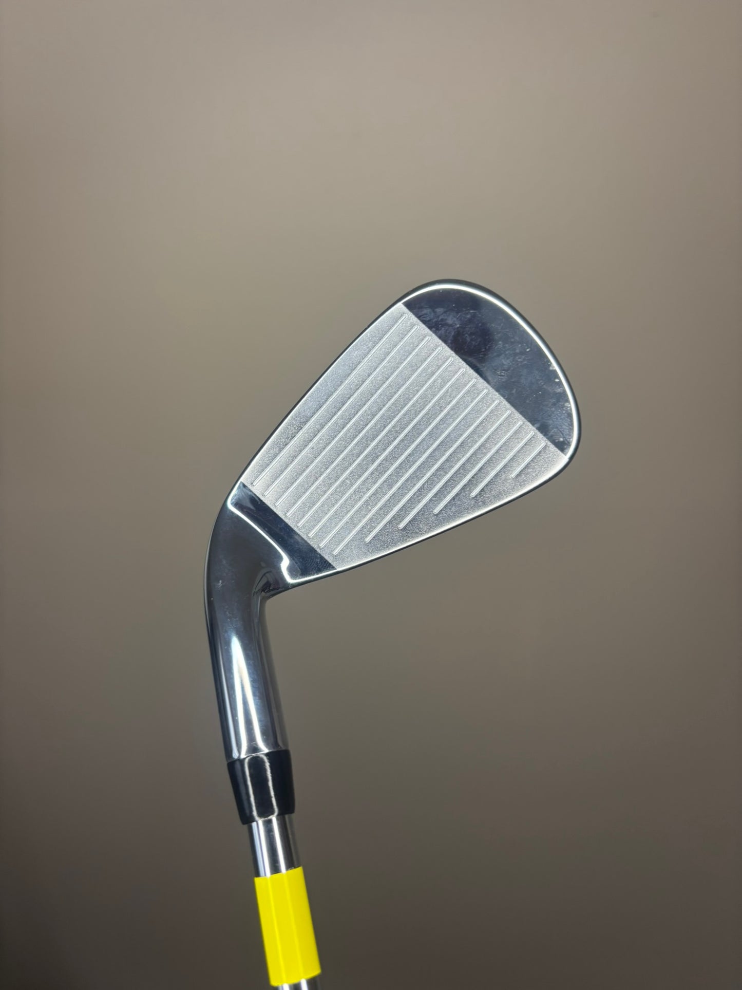 Photo of Callaway Elyte 7-Iron Stiff Flex Vector 90G