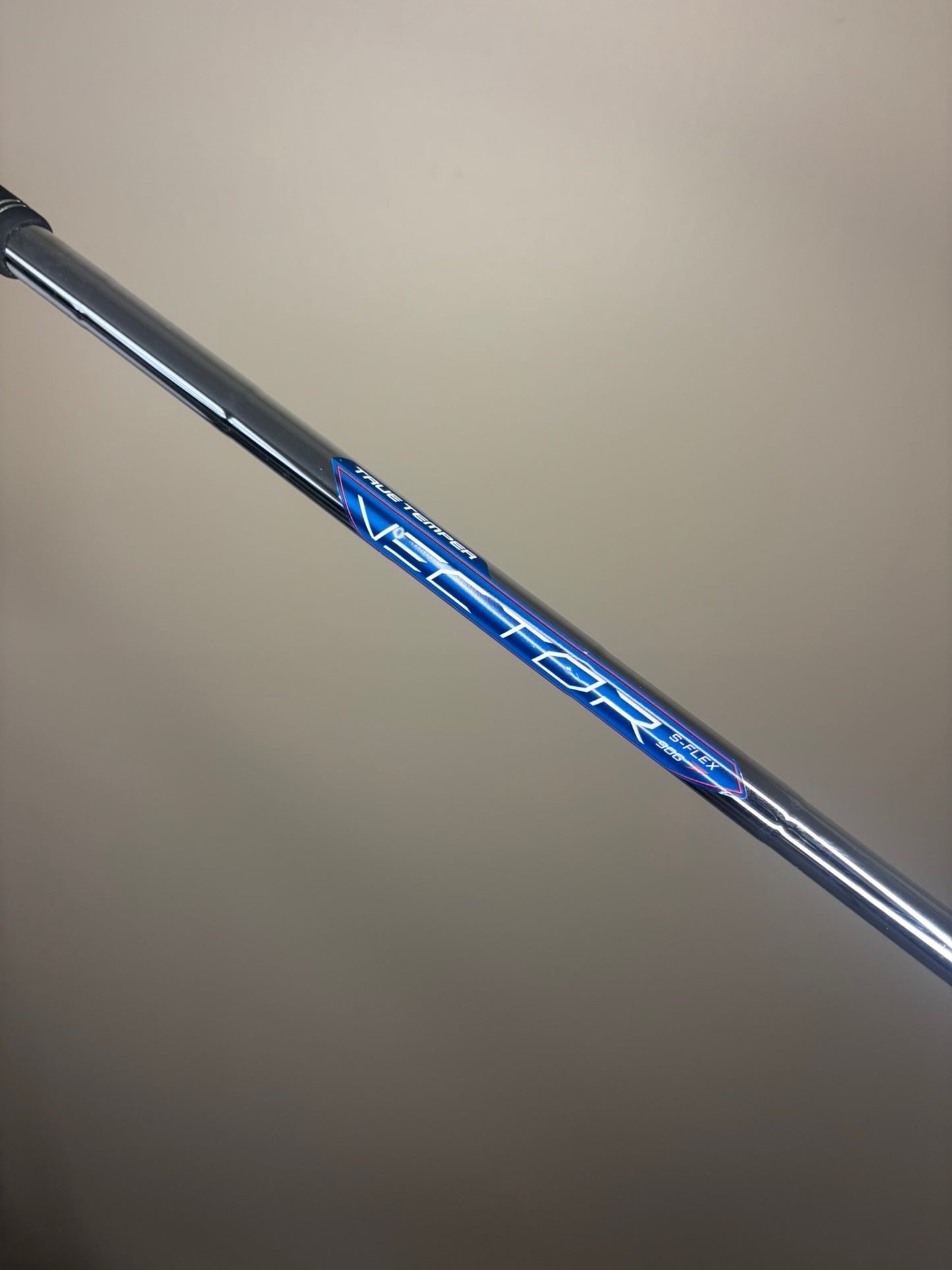 Photo of Callaway Elyte 7-Iron Stiff Flex Vector 90G