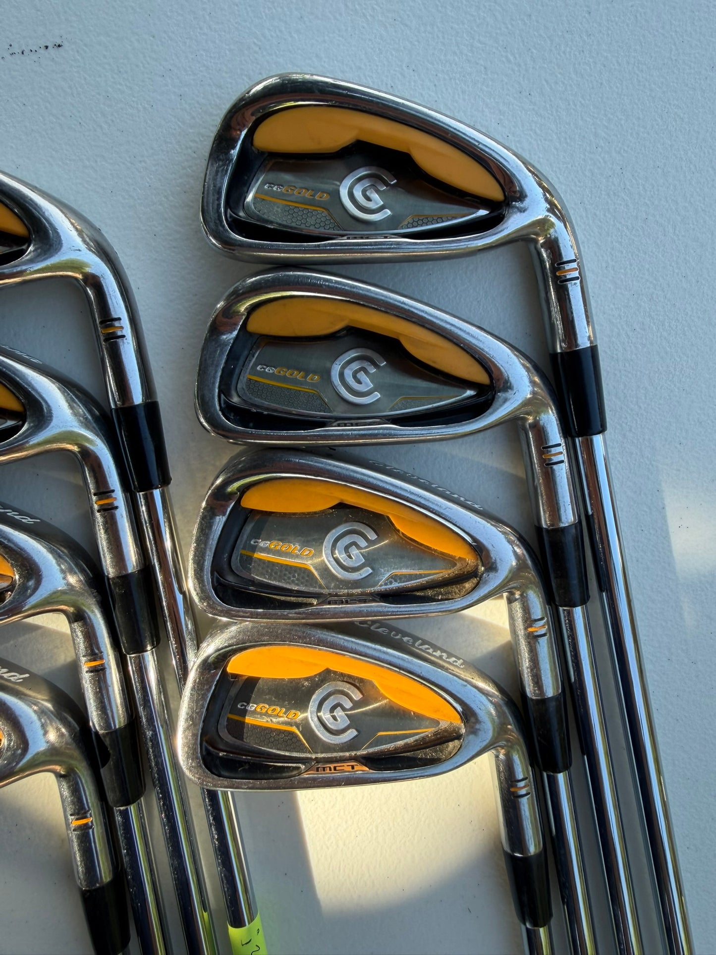 Cleveland CG Gold Iron Set 3-PW Actionlite Stiff Flex Standard NICE