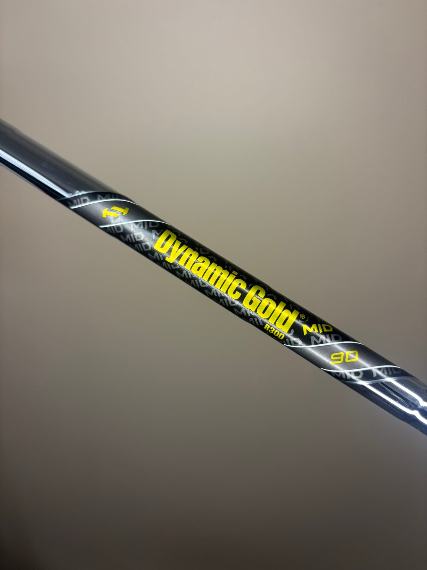 Photo of Callaway Apex Ai300 7-Iron Regular Flex Dg Mid 90G R300