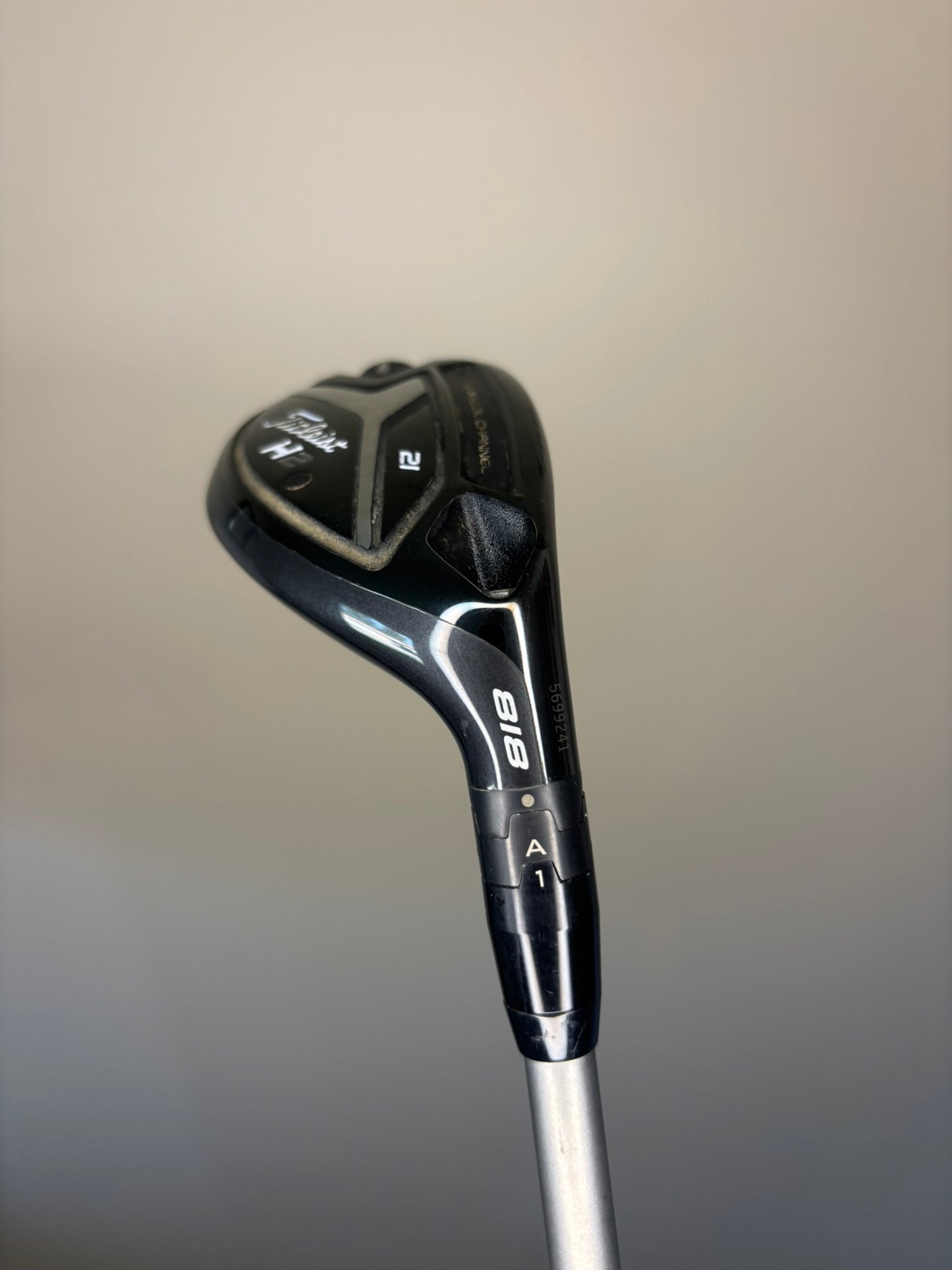 Titleist 818 H2 3 Hybrid 21° Diamana S+ 70g Stiff Flex 40″ +HC NICE