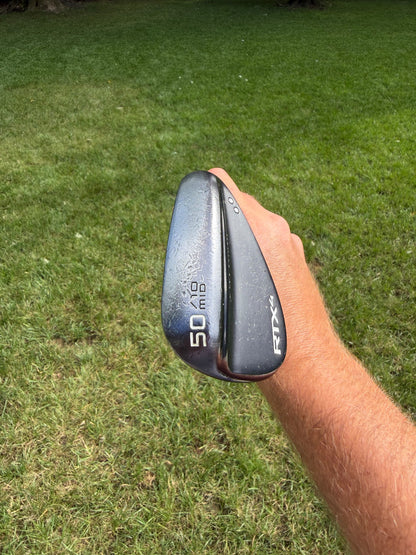 Cleveland RTX 4 Black Satin Gap Wedge 50° / 10 R300 Regular Flex 35.75" NICE — photo 4