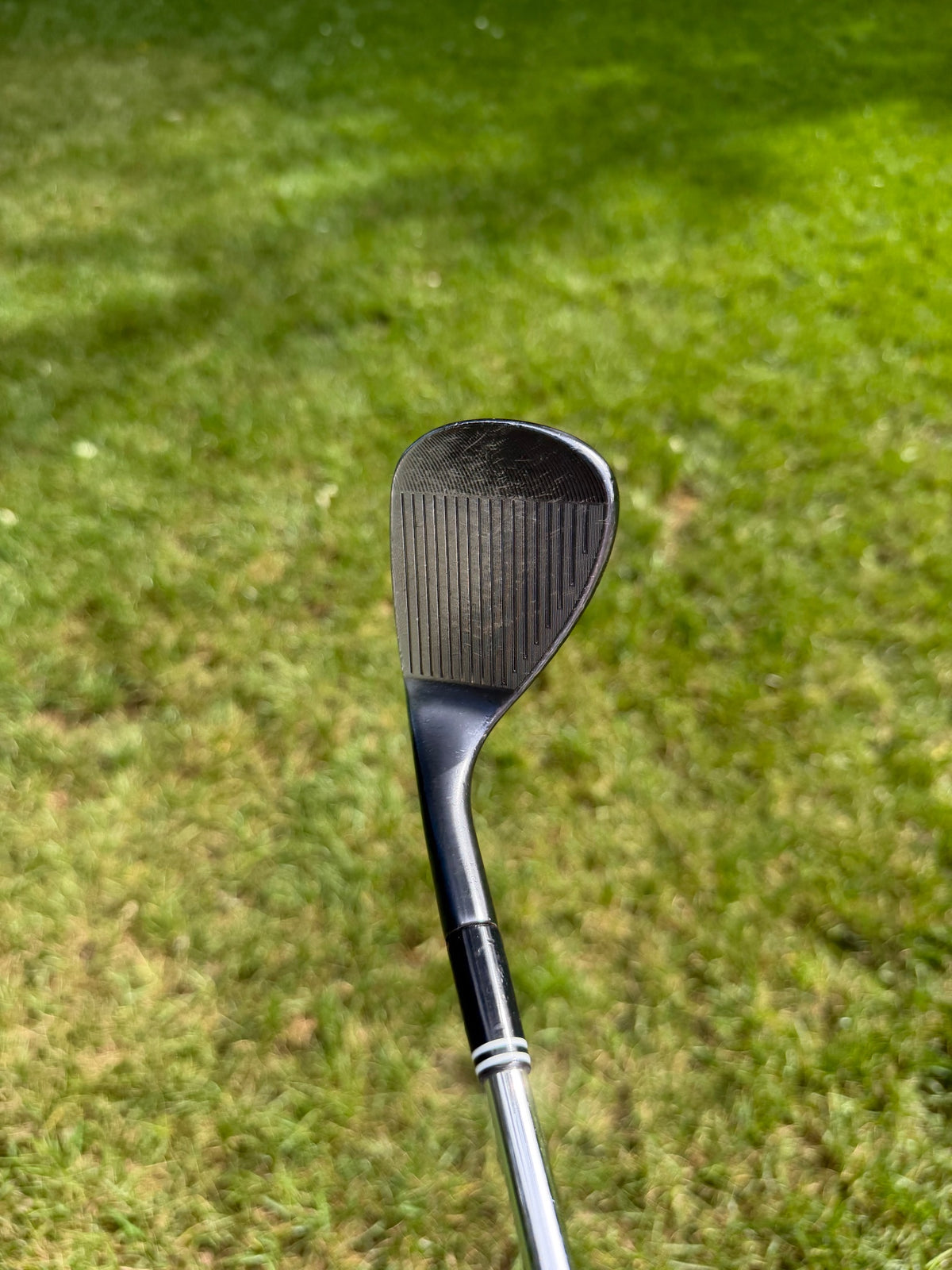 Cleveland RTX 4 Black Satin Sand Wedge 54° / 10 R300 Regular Flex 35.5" NICE — photo 3