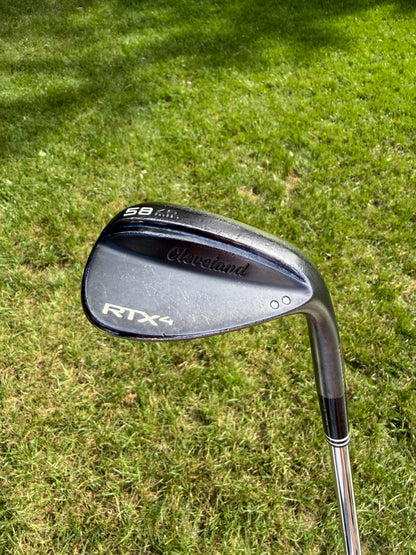 Cleveland RTX 4 Black Satin Lob Wedge 58° / 9 R300 Regular Flex 35.25" NICE
