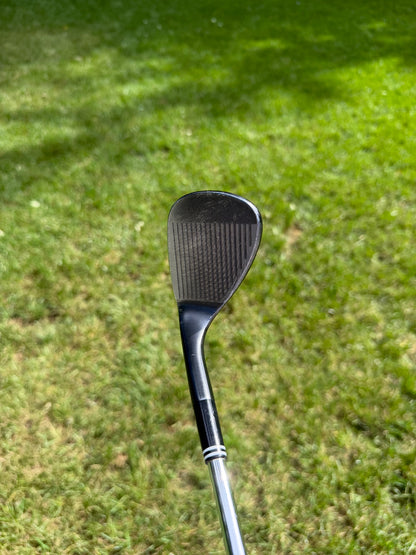 Cleveland RTX 4 Black Satin Lob Wedge 58° / 9 R300 Regular Flex 35.25" NICE — photo 3